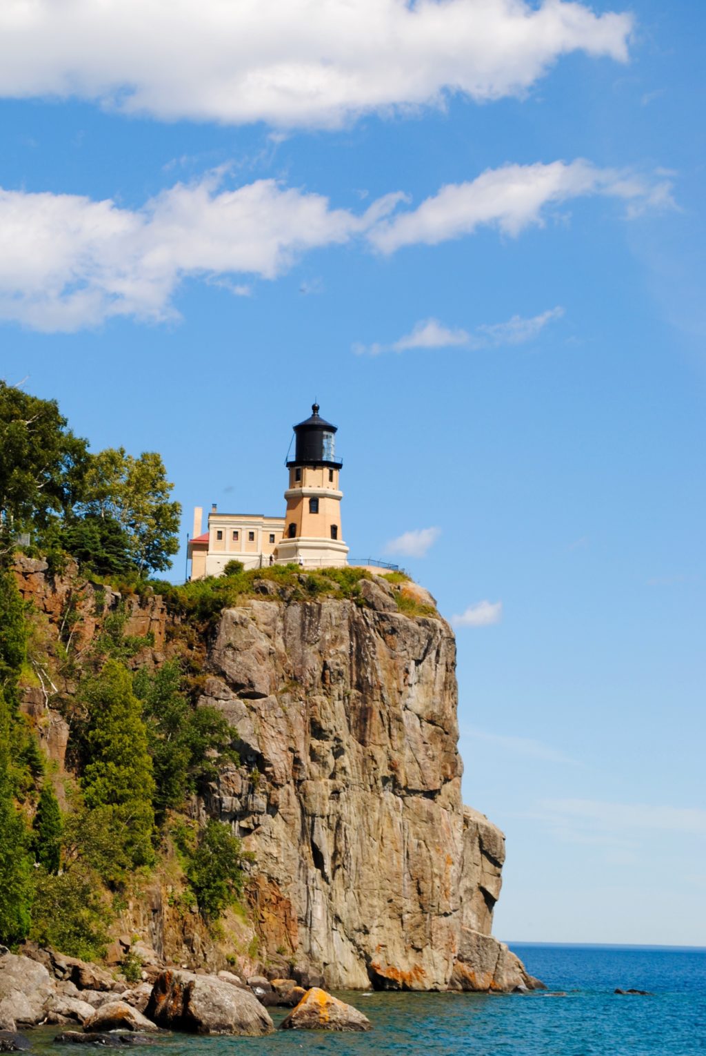 Split Rock Lighthouse • Destination's Along Minnesota's North Shore | The Wanderful Me