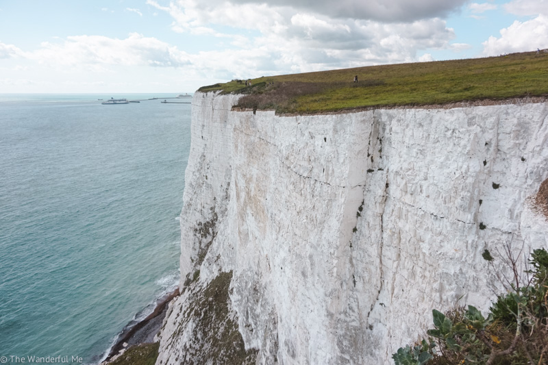 The White Cliffs of Dover are a great place to visit in England, especially if you're looking to do day trip from London. | Places to Visit in England | The Wanderful Me